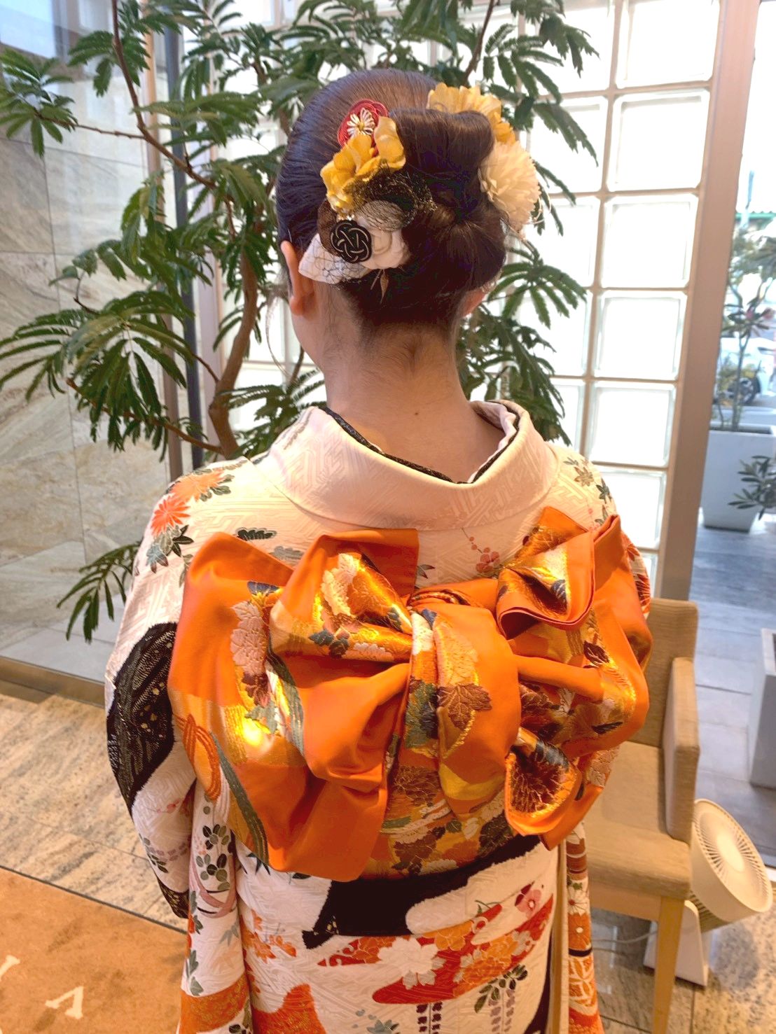 成人式ヘアセット タイトシニヨン